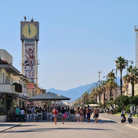 Suite Carducci Viareggio Esterno foto