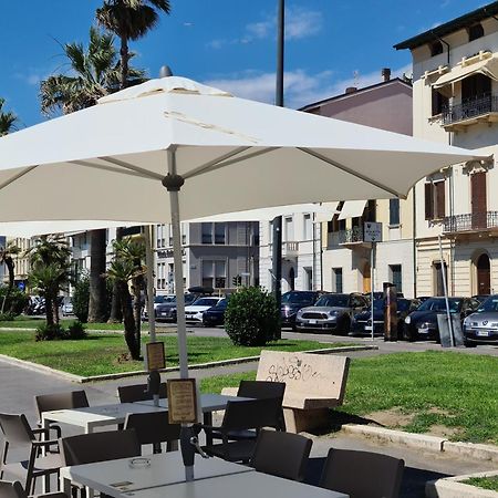Suite Carducci Viareggio Esterno foto