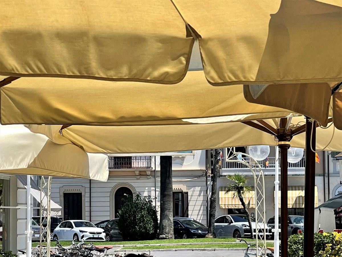 Suite Carducci Viareggio Esterno foto