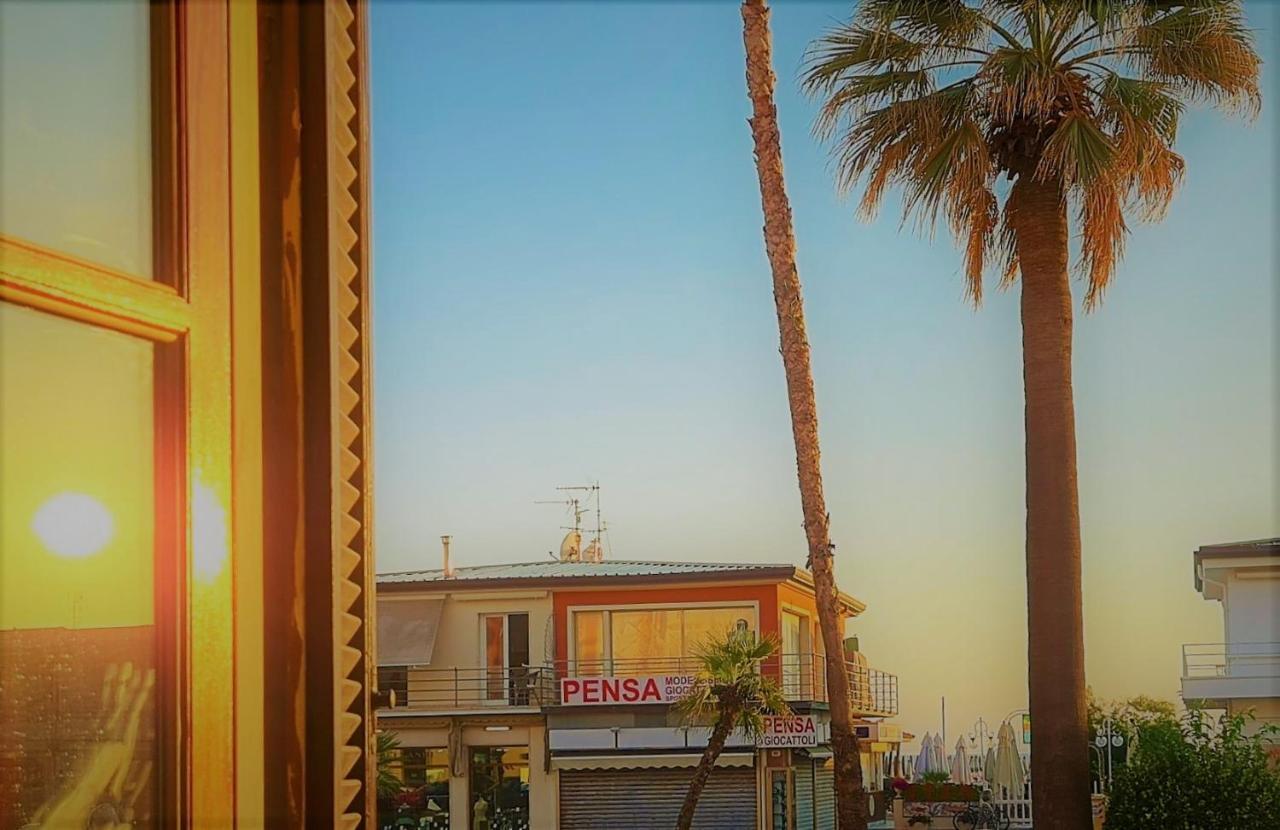Suite Carducci Viareggio Esterno foto